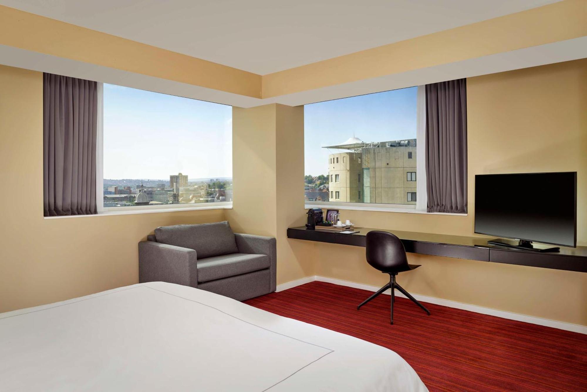 Hotel Park Plaza 4*