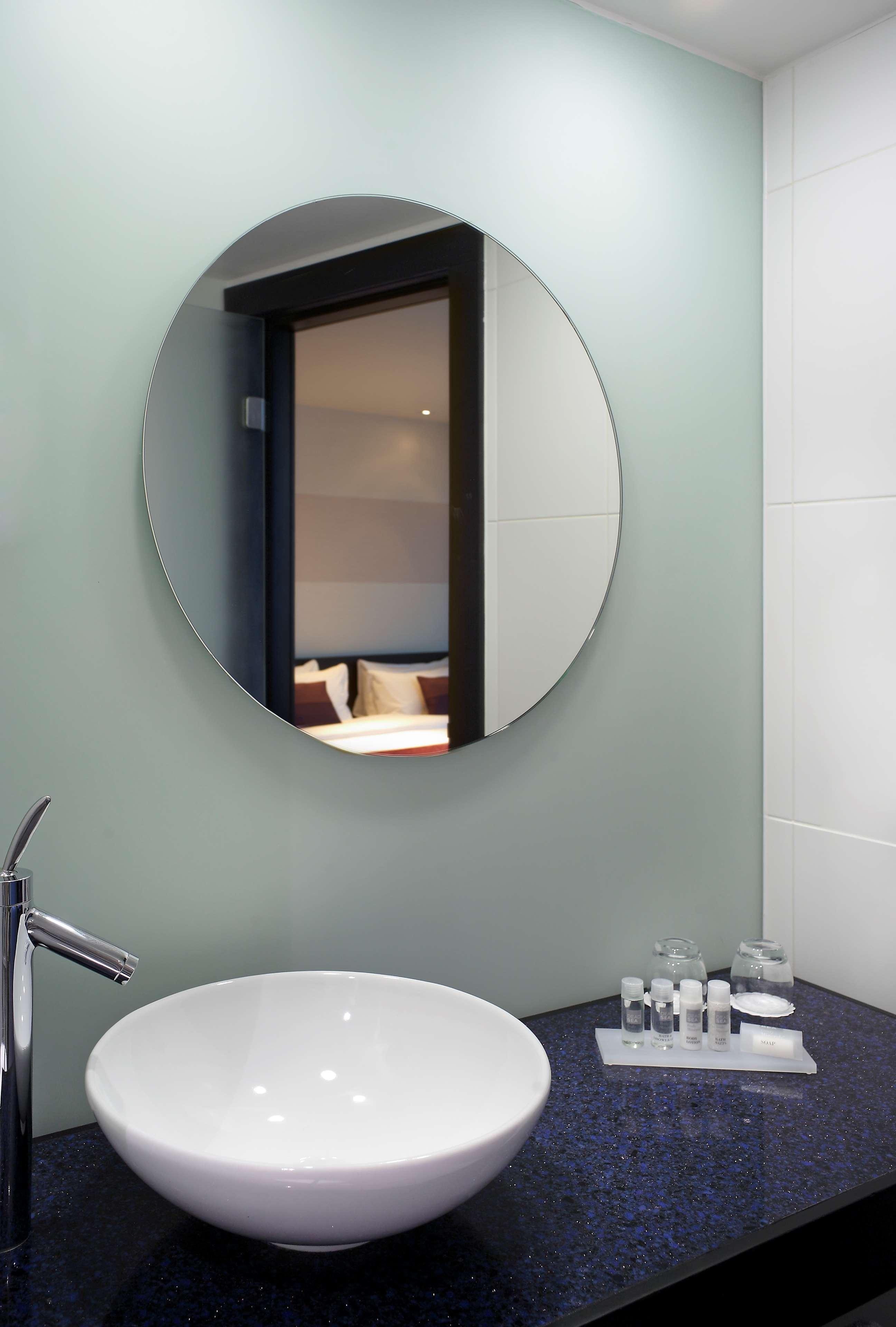 Park Plaza 4*