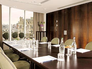 Park Plaza 4*